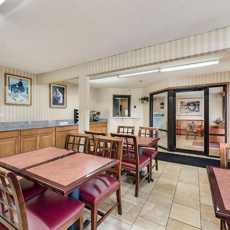 Rodeway Inn Columbus Dış mekan fotoğraf