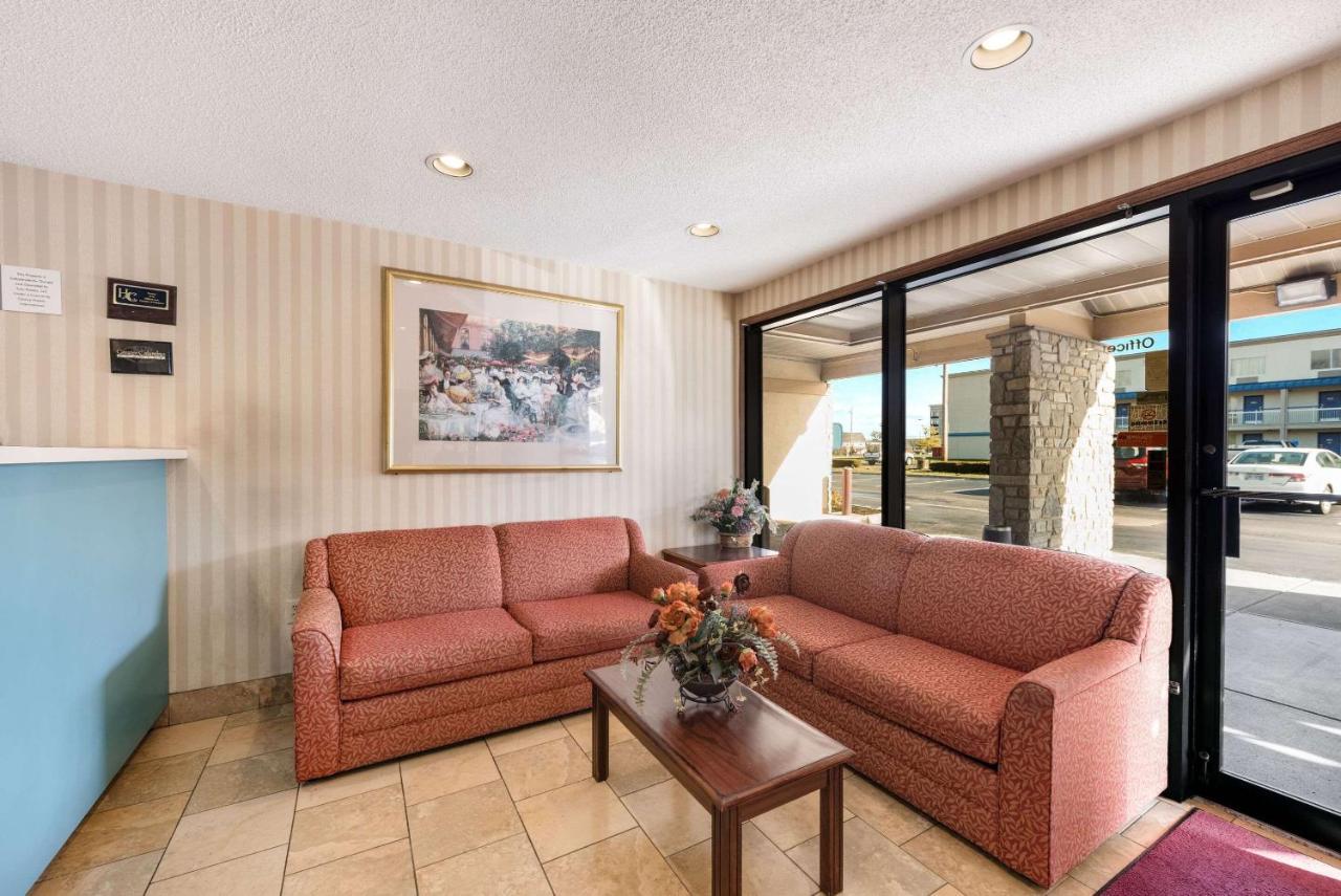 Rodeway Inn Columbus Dış mekan fotoğraf