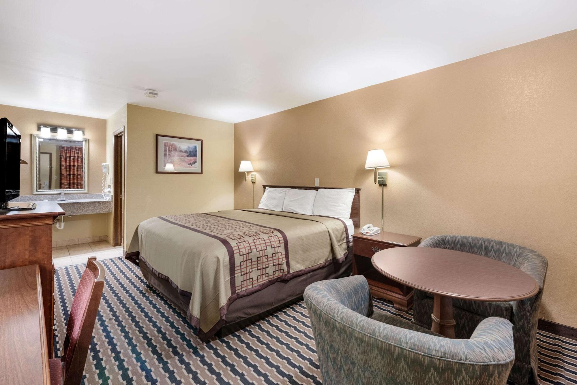 Rodeway Inn Columbus Dış mekan fotoğraf
